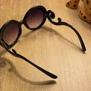 Stylish Black Sunglasses